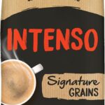 NATURELA lance des grains de café bio Arabica et Robusta, torréfiés lentement en France.