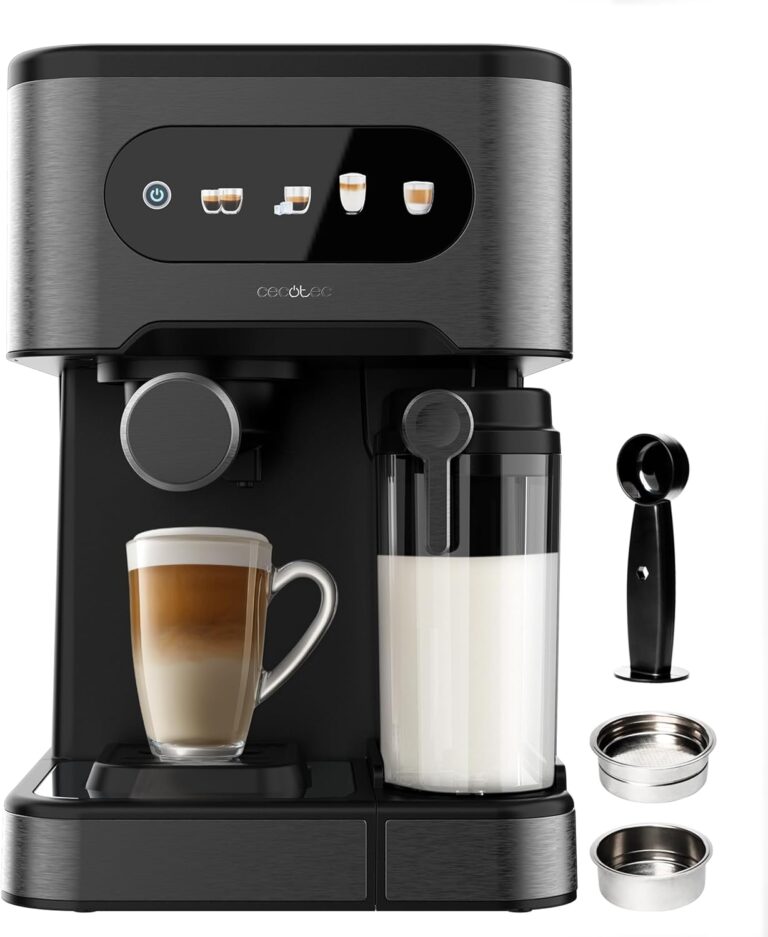 Cecotec lance la machine à café Espresso Power Espresso 20 avec écran tactile en acier foncé
