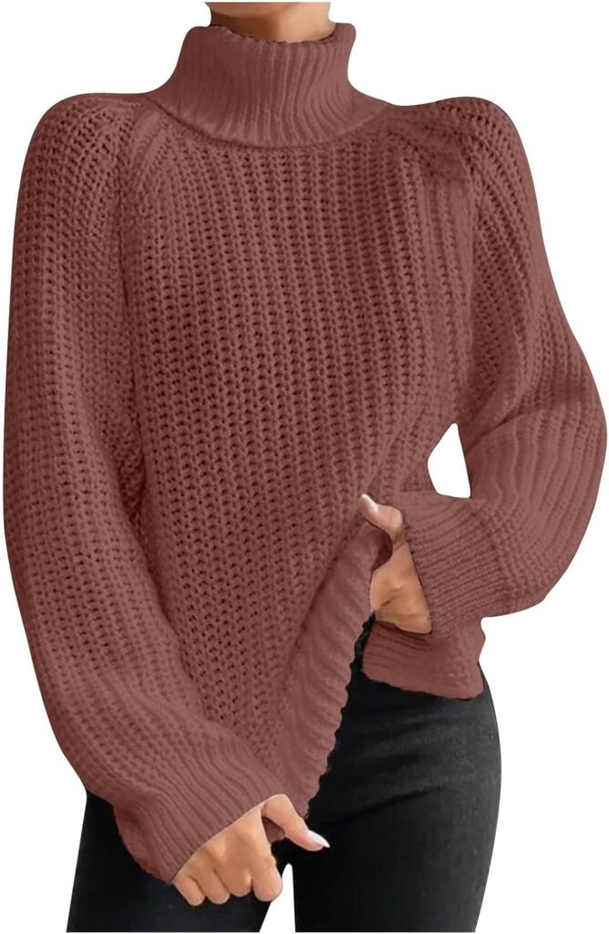 Tunique en maille chunkie pour femmes : tendance hiver 2023 en tricot long à manches.