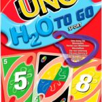 Les cartes Uno H20 Waterproof Clear lancées pour des jeux en milieu aquatique.