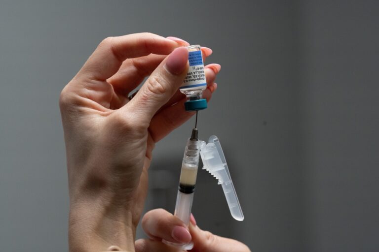 L’épidémie atteint un niveau record aux États-Unis, selon les autorités sanitaires.