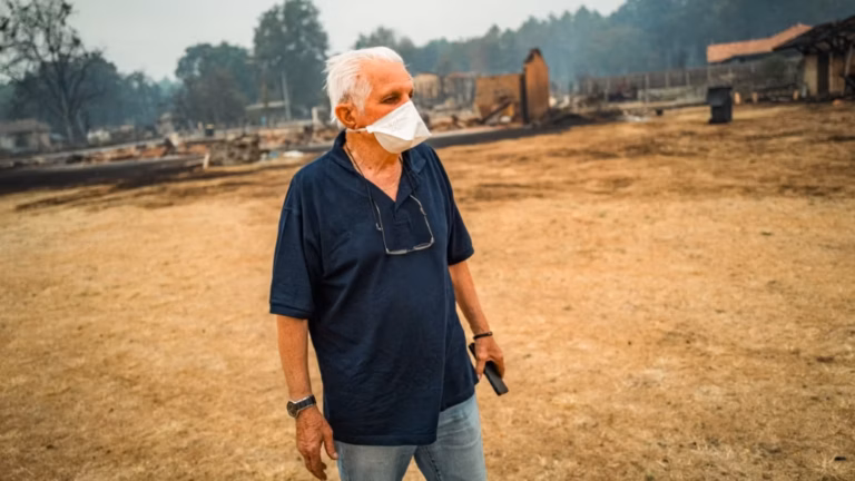 Masques FFP2 recommandés pour se protéger des fumées d’incendies, sous condition.