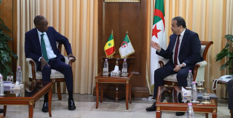 Le Sénégal s’appuie sur l’expertise algérienne pour renforcer son industrie pétrolière.