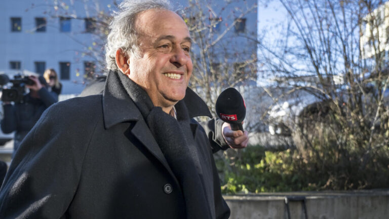 FIFA : Michel Platini et Sepp Blatter jugés en appel pour escroquerie financière