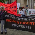 En Inde, des étudiants contestent les autorités et obtiennent des concessions gouvernementales.