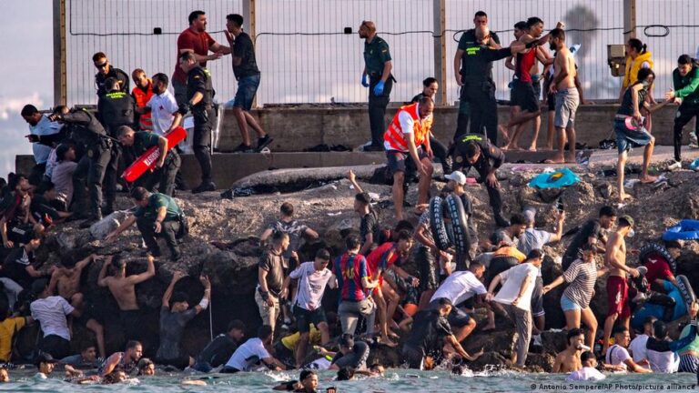 Crise migratoire à Ceuta : tensions entre l’Espagne et le Maroc sur la gestion des flux.