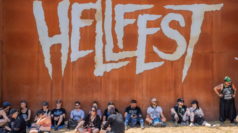 Canicule et orages : les festivals d’été en France face aux défis climatiques extrêmes