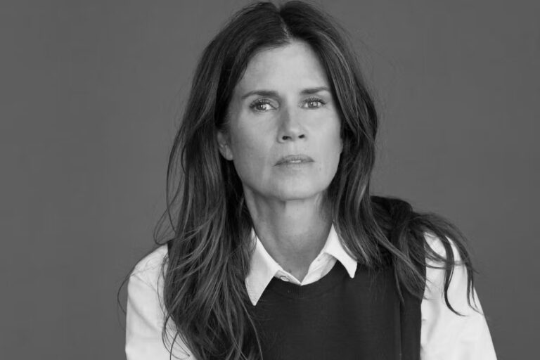 Le bon teint de Gucci Westman, maquilleuse de célébrités à Hollywood, fait sensation.