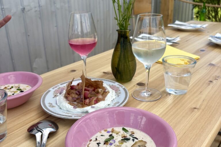 Centre-du-Québec : Aline ouvre un nouveau restaurant au cœur de la région.