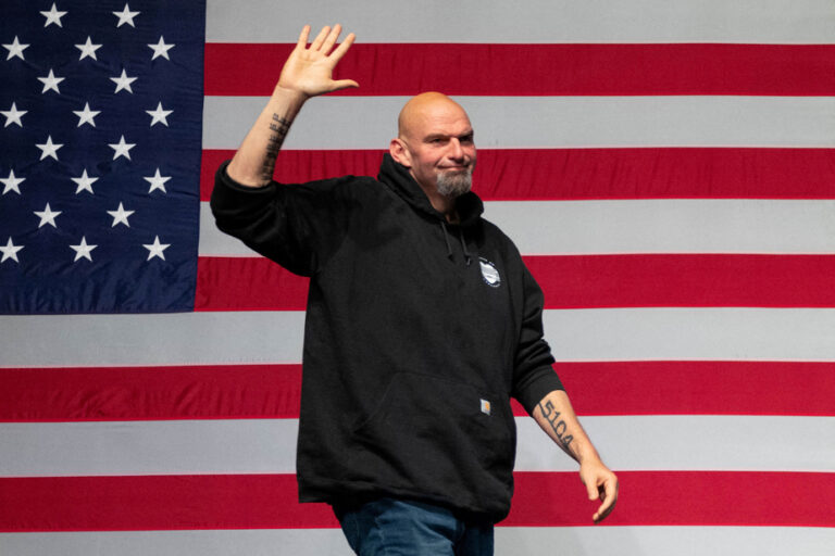 John Fetterman, figure controversée du Parti démocrate, suscite des tensions internes.
