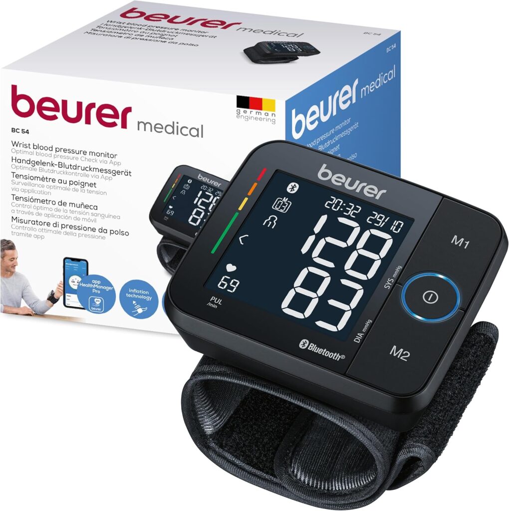 Moniteur de tension artérielle Beurer BC 54 : détection d’arythmie et transfert de données vers Apple Health.