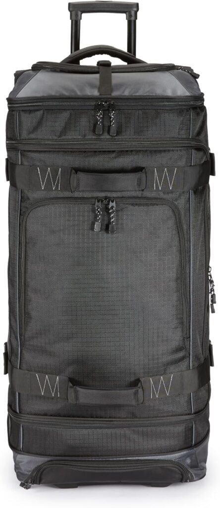 Amazon Basics : Valise noire en tissu ripstop de 137 litres, conçue pour le voyage et le travail.