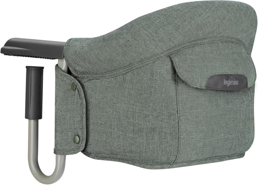 Inglesina Fast Folding Table Seat : 15 kg, installation sécurisée, lavage facile, dimensions 35 x 27 x 42 cm.