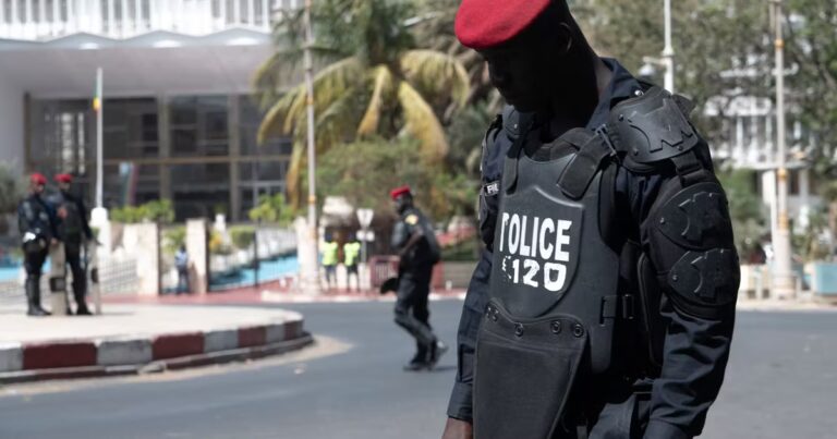 Sénégal : tensions croissantes et méfiance envers les étrangers en milieu social.