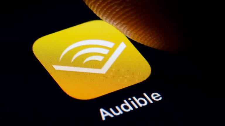 Le livre audio modifie les habitudes de lecture en France, selon trois expertes.