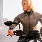 Ride or Die : un thriller comique explorant l&rsquo;amitié entre deux femmes quinquagénaires