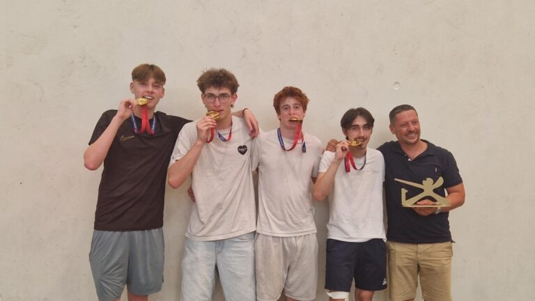 Deux escrimeurs arrageois remportent le titre de champions de France par équipe
