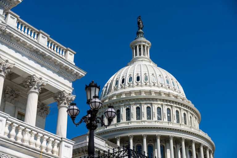 Trump demande au Sénat d’annuler ses vacances pour voter sur le Save America Act.