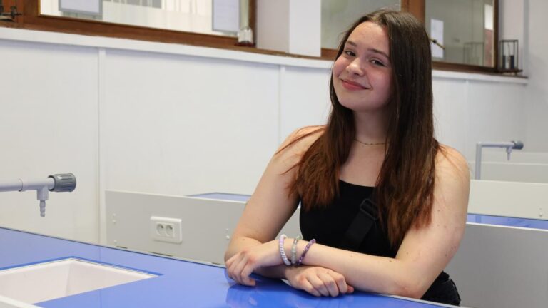 Une réfugiée ukrainienne obtient la mention très bien au bac malgré des difficultés.