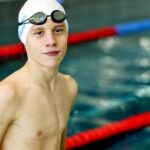 Nolan, 14 ans, surmonte deux ans de harcèlement et atteint les France juniors de natation.