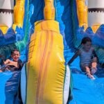 Audo’Land et ses jeux gonflables attirent des visiteurs de Saint-Omer et de la métropole lilloise.