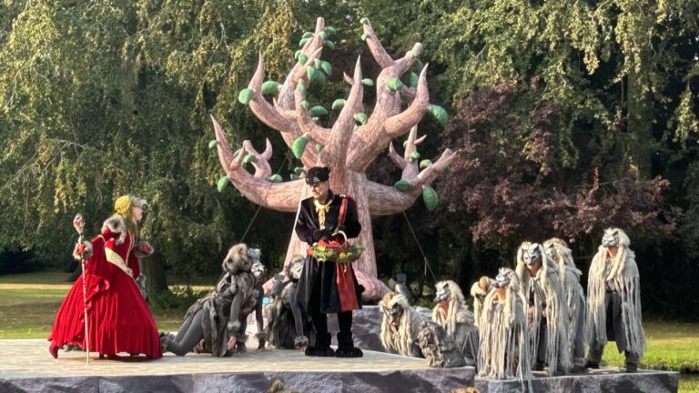 « Le livre de la jungle au château de Beloeil attire un large public en Belgique »