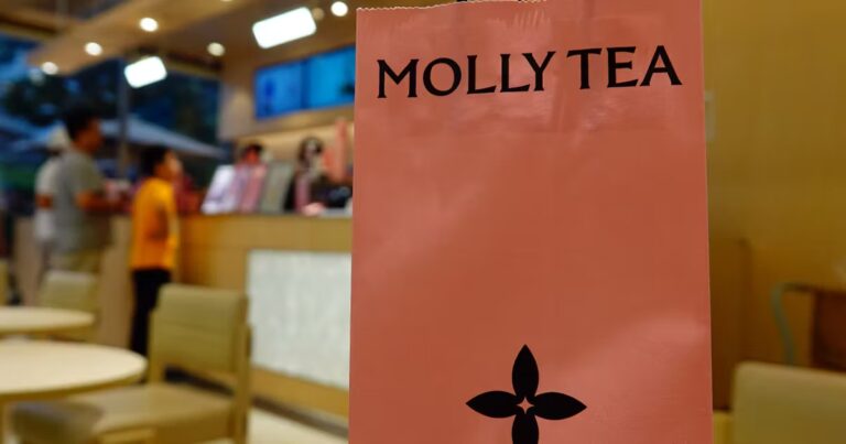 Louis Vuitton remporte son procès contre Molly Tea en Chine, ternissant son image.