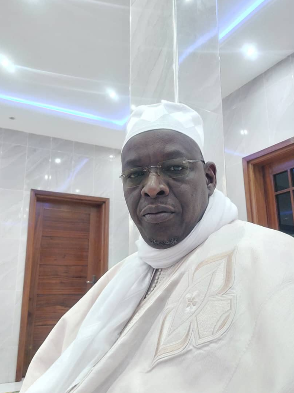 APR-Mbacké : Lamine Bara Gaye démissionne du parti, impactant la direction politique locale.