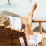 Les livres de non-fiction dominent les classements de ventes pendant les vacances.