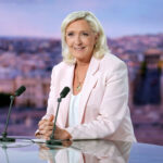 Marine Le Pen saisit la Cour de cassation concernant sa candidature à l&rsquo;Élysée.