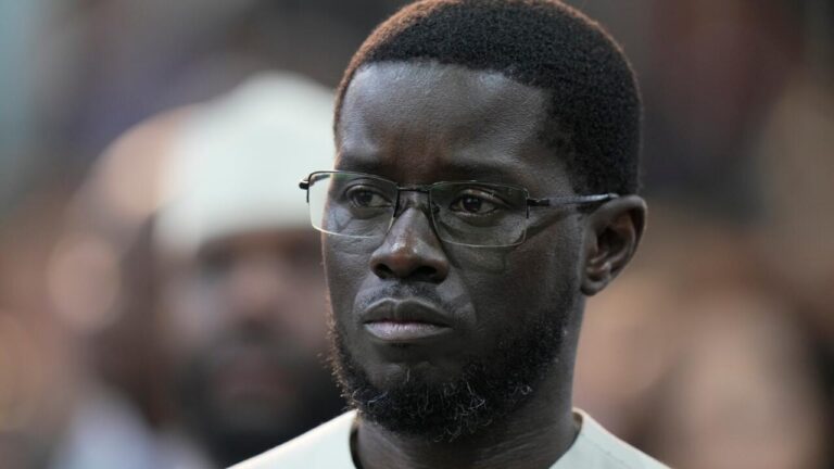Sénégal : le Conseil constitutionnel annule la réforme de la Constitution proposée.