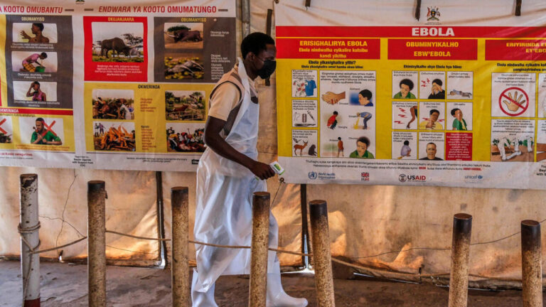 Ebola : l’Ouganda annonce la fin de l’épidémie sur son territoire national.