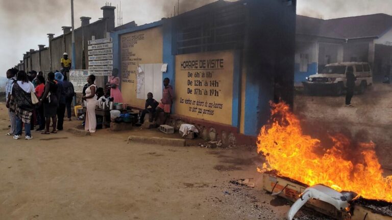 Ebola en RDC : l’épidémie progresse plus rapidement que la riposte sanitaire
