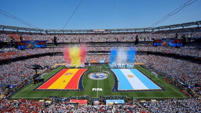 Mondial 2026 : exploits sportifs, polémiques et départs de joueurs marquent le tournoi