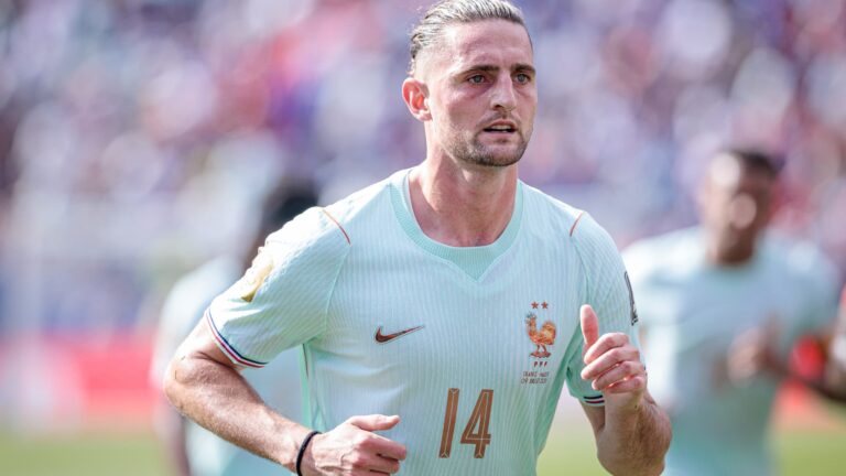 Rabiot évoque la sérénité des Bleus face au Maroc lors de leur dernier match.