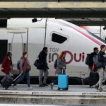 Cinq heures de train pour Nice : TGV du Sud perturbés par des annulations dues à un incendie.