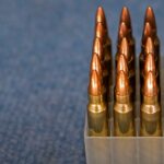 La France relance la production de munitions militaires de petits calibres sur son sol.