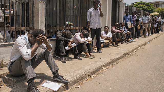 RNDH 2026 : Le rapport remet en question le récit officiel sur l’emploi des jeunes au Gabon