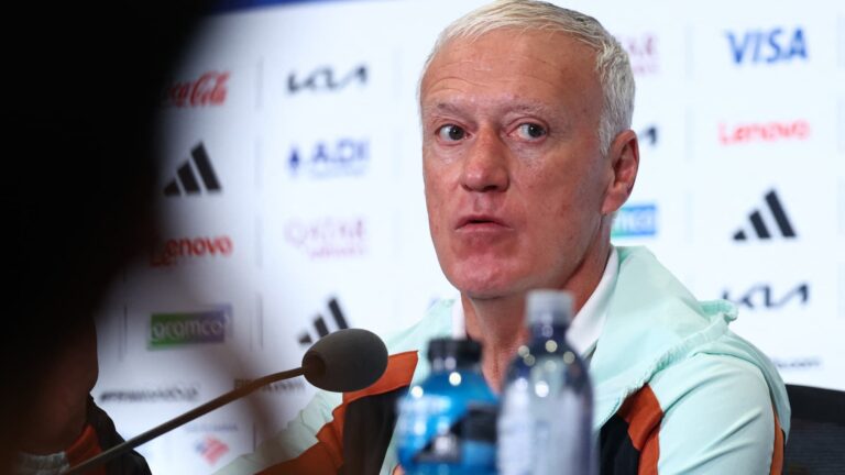 Paraguay-France : tensions sur le banc après des insultes envers la mère de Deschamps