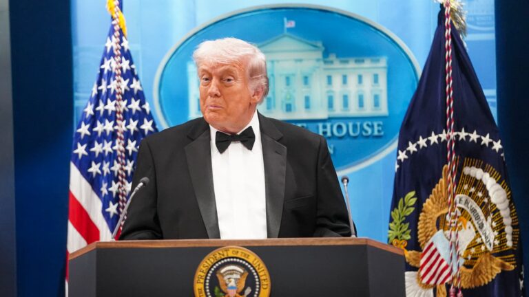 Donald Trump déclare que le Venezuela n’est pas prêt pour des élections après la capture de Maduro.
