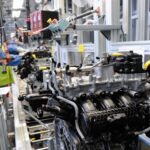 Fermeture de l&rsquo;usine Stellantis à Douvrin après 40 millions de moteurs produits, dont ceux de DeLorean.