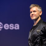 Un astronaute amputé explique l&rsquo;utilité des jambes en apesanteur.