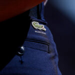 La justice française interdit à Shein de vendre des imitations de Lacoste dans l’UE.