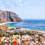 Enquête pénale sur un projet immobilier de luxe à Tenerife impliquant des ressortissants belges.