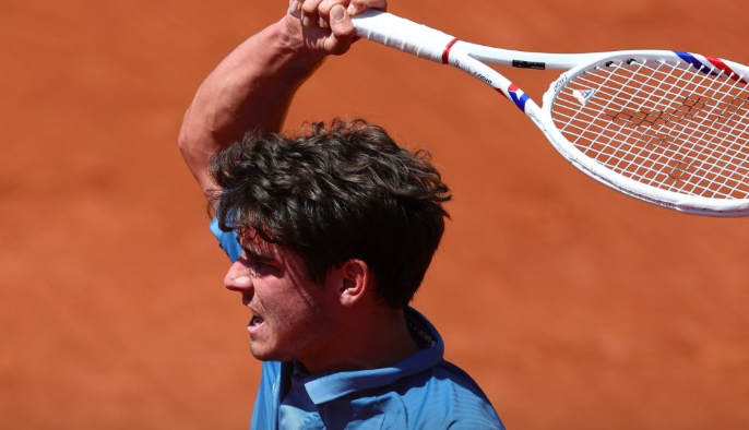 Thomas Faurel remporte une victoire au tournoi ATP de Bastad et se rapproche du tableau final.