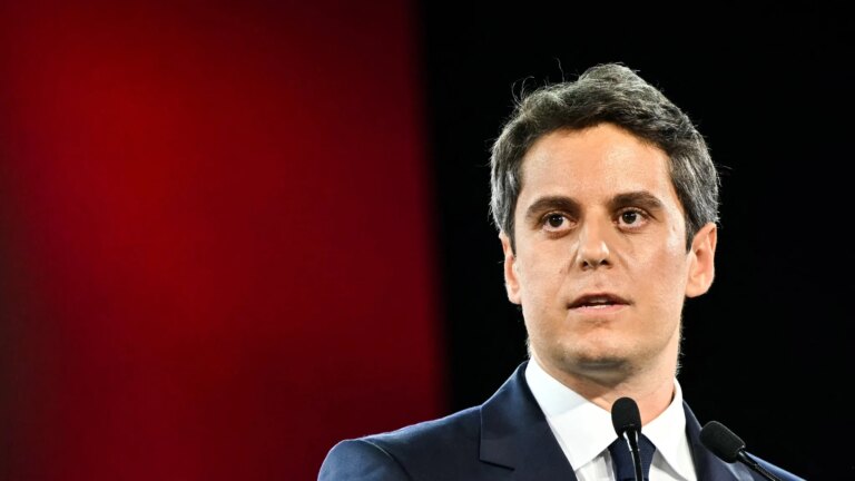 Gabriel Attal propose de réduire l’écart entre salaire brut et net par des économies sociales.
