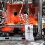 La transition vers l’électrique soulève des tensions dans le secteur automobile européen.