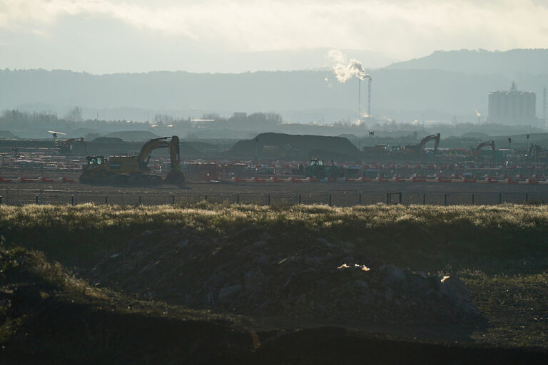 L’UE lance des gigafactories pour soutenir le développement de l’IA en Europe.