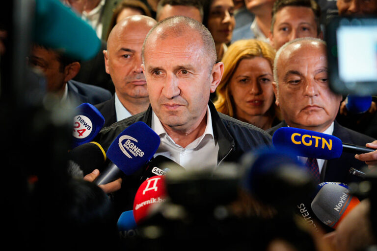 Crise budgétaire en Bulgarie : dépenses et dette records sans réformes engagées