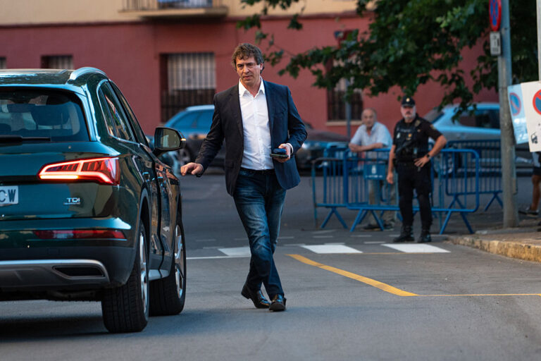 Le frère du Premier ministre espagnol reconnu coupable de malversation financière.